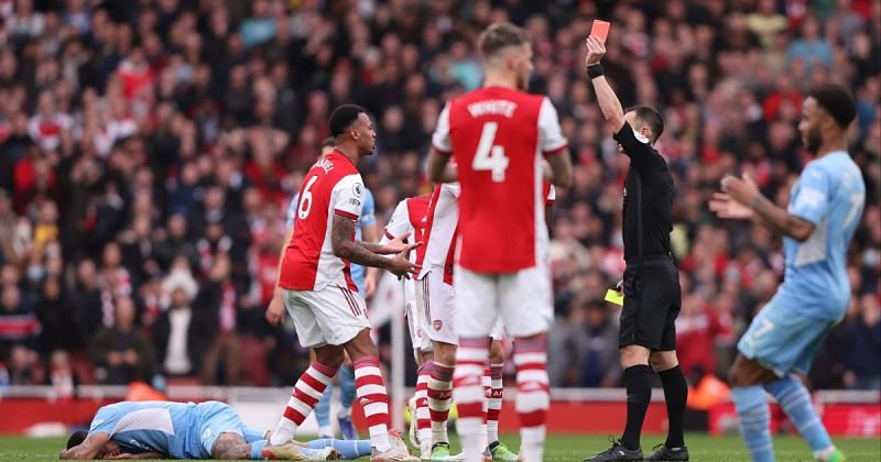 Die FA untersucht fragwürdige Wetten. Arsenal-Spieler unter Verdacht