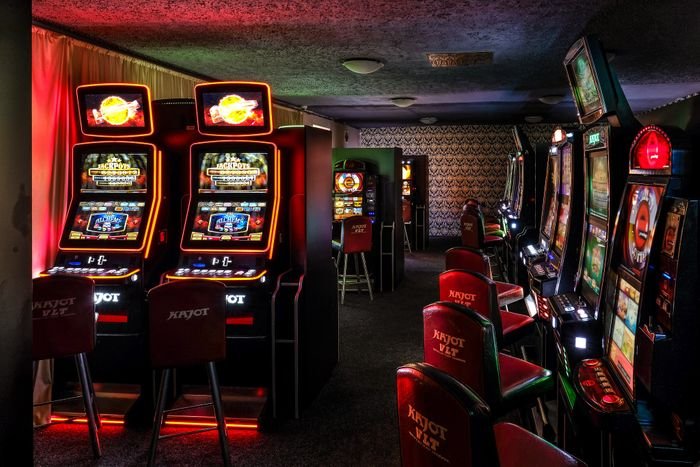Das Casino mit den meisten Spielautomaten: Online-Casino und landbasiertes Casino!